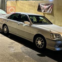 تۆیۆتا کراون